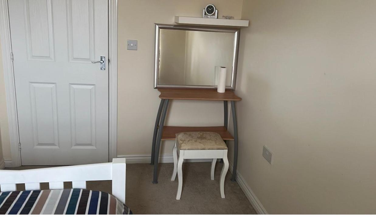 Ferienwohnung Salimi Bridgend  Exterior foto